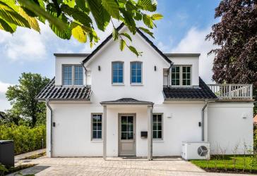 Einfamilienhaus in Halstenbek — Holzbau 2023, Kamin, 168 m², A+