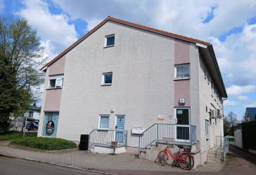 Ehemalige Zahnarztpraxis/Büro in zentraler Lage von Merseburg vielseitig nutzbare Gewerbeeinheit zu vermieten!!!