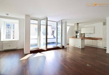 Zentral und ruhig: Lichtdurchflutete 4,5-Zimmer-Maisonette im Innenhof mit exklusiver Ausstattung