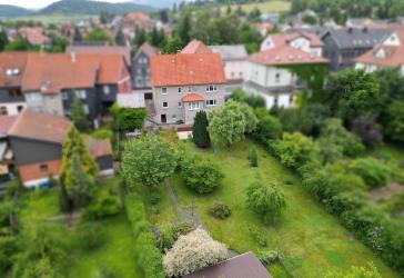 Großzügiges Einfamilienhaus mit schönem großem Garten in Schalkau!