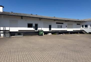 Büros / Lagerhalle /Direkt nähe Ikea und Autobahn