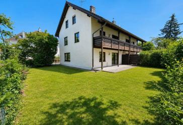6 Zimmer, Garten und viel Platz: Doppelhaushälfte in München-Feldmoching