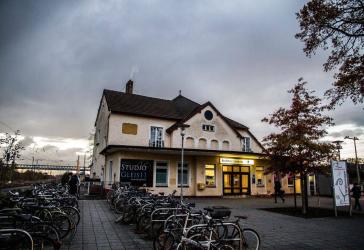 Zentrale Bürofläche im Buchholzer Bahnhof