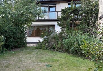 70er-Jahre-Charme mit Potenzial - Reihenmittelhaus mit Garten & Balkon in Henstedt-Ulzburg