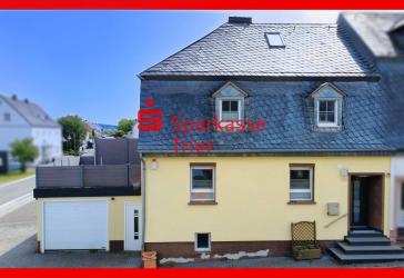 Gemütliche Doppelhaushälfte mit Garage in Thomm!