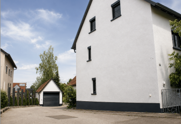 Viel Platz für Familie, Hobby und Beruf – besonderes Anwesen mit Garten in Dürrwangen