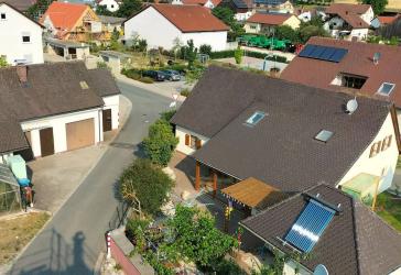 Stilvoll modernisiertes Einfamilienhaus in Batzhausen!