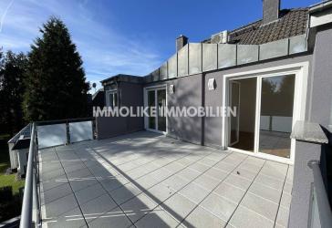 **Luxus-4,5-Zimmer DG-Wohnung mit Terrasse / Hohe Tanne**