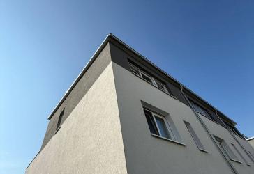 Ihr stadtnahes Zuhause in Bad Säckingen: Modernes Reihenendhaus mit Dachterrasse, stilvoller Ausstattung und direktem Zugang zur TG / provisionsfrei