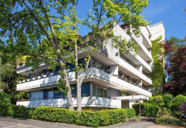 NEU: 3-Zimmer-Penthouse-Wohnung mit ca. 60 m² großer Dachterrasse und Einzelgarage