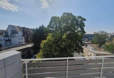 Jetzt noch ohne Maker kaufen!!! Elegante und große Wohnung - Dachgeschoss - mit viel Platz