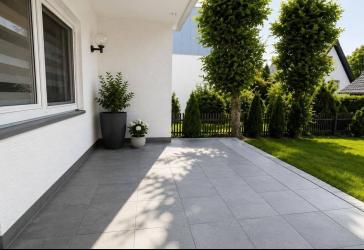 Glücksgriff - Großzügige 4 Zimmer Wohnung mit Südterrasse und Balkon