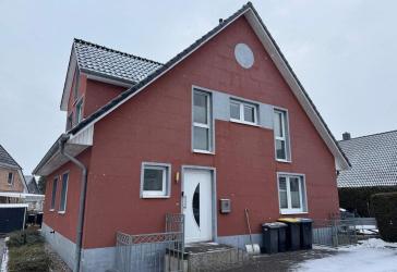 Solide Doppelhaushälfte in ruhiger und zentraler Lage von Bad Oldesloe - Vermietete Kapitalanlage