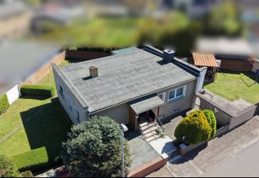 Bungalow mit verstecktem Potenzial und über 100 m² zusätzlicher Platz im Keller