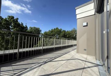 Penthouse-Erstbezug in zentraler Lage - Exklusives Wohnen mit Serviceangebot