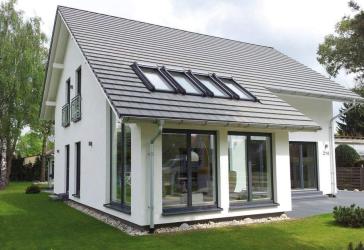 Bad Düben: Drempelhaus mit effizienter Planung und großzügigem Wohnkomfort