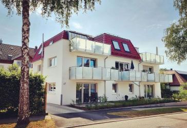 Stilvoll Wohnen - Park 7 / 2-Zimmer-Wohnung mit Balkon & Stellplatz im Herzen von Königsfeld
