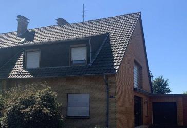 Doppelhaushälfte mit zwei Einliegerwohnungen und viel Privatsphäre