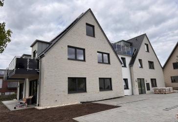Moderne Neubauwohnung mit Balkon im 1.OG zum Erstbezug