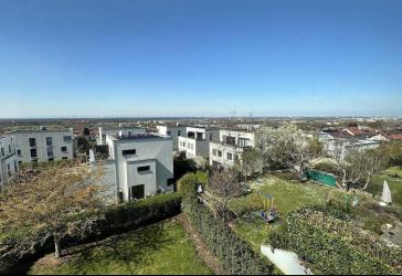 Luxuriöses Niedrigenergiehaus - beste Lage, traumhaften Blick über die Metropolregion Rhein-Neckar