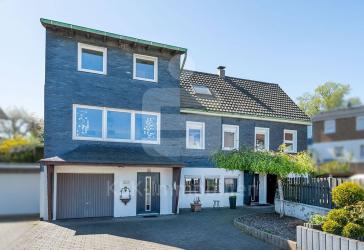 Ansprechendes Ein-/Zweifamilienhaus in bevorzugter Stadtrandlage von Wermelskirchen.