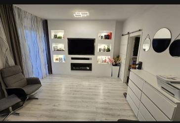 4-Zimmer Wohnung 102 m² mit Küche, Abst.Raum, Keller-Raum