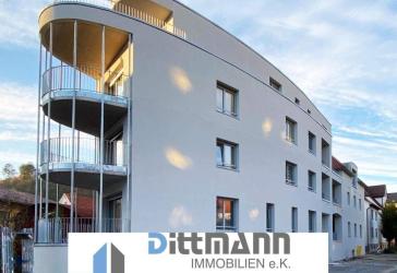 Wohnen in der 'Neuen Mitte' Moderne 4 -Zimmer-Wohnung mit Balkon am Markt in Tailfingen