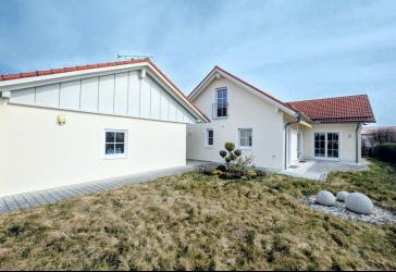 Einfamilienhaus mit großzügigem Raumgefühl, flexiblen Gestaltungsmöglichkeiten und Traum Grundstück
