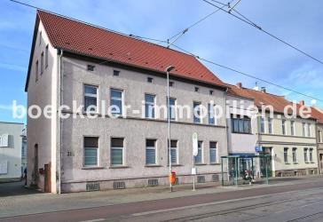 € 659,26/ m² für Wohn- und Geschäftshaus mit stabilen Mieteinnahmen + Steigerungs-Potential