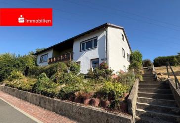 Großzügiges 1-2 Familienhaus in ruhiger Lage