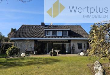 ***Reserviert*** Vielseitiges Wohnhaus mit Grundofen