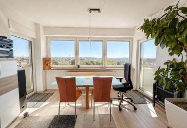 Wohnen mit Weitblick - 4-Zimmer-Wohnung in optimaler Lage von Ansbach