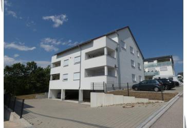 Moderne 3-Zimmer-Wohnung mit Balkon und Einbauküche in Feuchtwangen