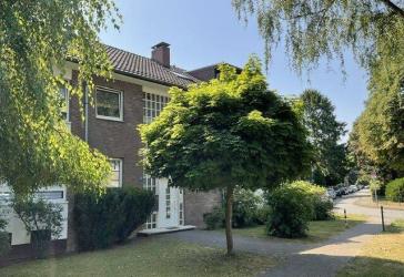 Demnächst frei! 4-Zimmer-Wohnung in Düsseldorf Wittlaer