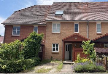 Modernisiertes Reihenmittelhaus mit 120m2 - auf Pachtland
