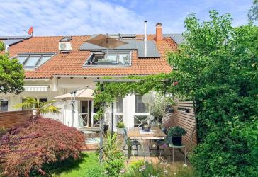 MODERNES FAMILIENLEBEN - Großzügiges Reihenmittelhaus mit Garten & Garage - Langen-Steinberg