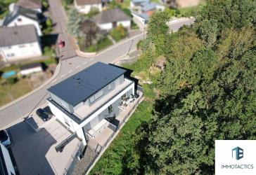 Stilvolles Wohnen oder renditestarkes Investment - Exklusives Penthouse mit großer Dachterrasse