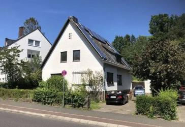 Das Beste aus zwei Welten: Grüne Oase in zentraler Lage Adresse