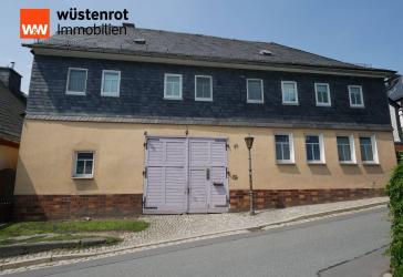 Historischer Drei-Seiten-Hof mit vier Wohneinheiten - umfassend saniert