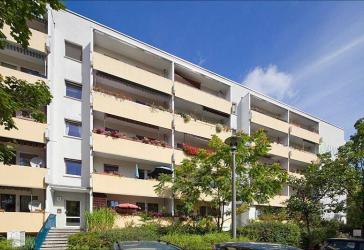Sanierte 3-Zimmer Wohnung in Potsdam mit südwestlichen Balkon.
