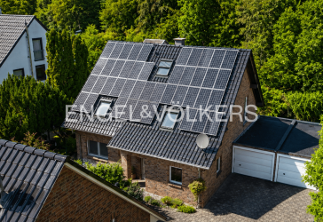 Junges Einfamilienhaus mit hervorragender Energieeffizienzklasse und unverbaubarem Blick ins Naturschutzgebiet