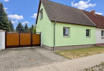 Kleines Haus. Riesiges Grundstück. | Aken