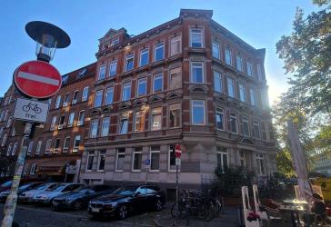 Schöne Altbauwohnung in der Kieler City