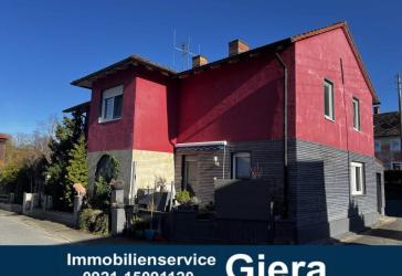 Großes Einfamilienhaus in ruhiger Dorfgemeinschaft