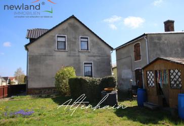 Einfamilienhaus mit großem Grundstück und zusätzlichem Acker von 3040 m² in Altenhain!