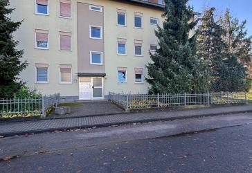 Schöne 2-Zimmer DG-Wohnung zu vermieten
