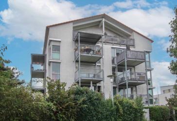 Attraktive 4-Zimmer-Wohnung, zwei Balkone und TG-Stellplatz in Mannheim (Erbpacht)