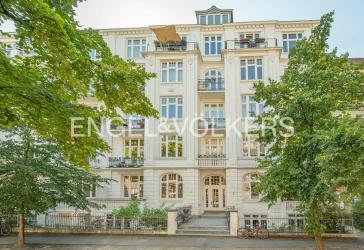 Großzügiges Wohnen mit eigenem Garten.
