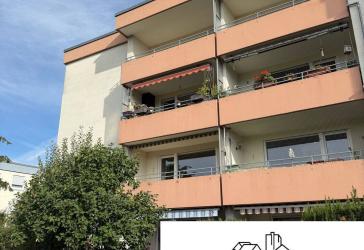 Praktisch geschnittene 4-Zimmer-Wohnung mit viel Potenzial in beliebter Lage von ER-Tennenlohe!