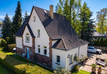 Modernisierte Villa mit Traumgarten, Pool und Outdoor-Lounge - Ihr privates Wohnparadies in Taucha